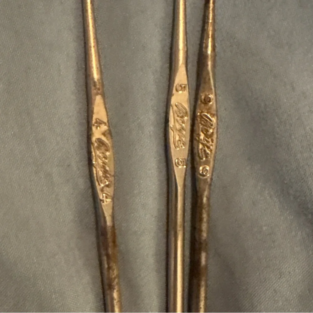 Boye Vintage Metal Crochet Hook Set Sizes 0, 1, 2, 3, 4, 5, 9 Grandmacore